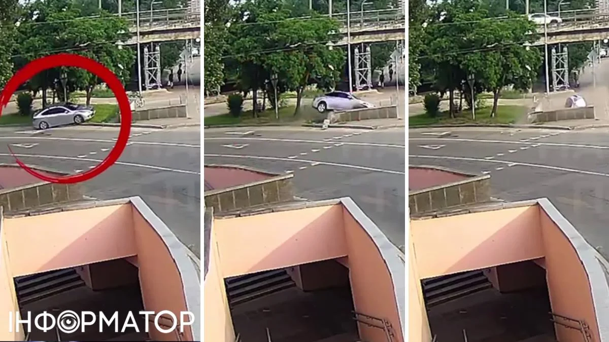 Водію два протоколи у нагороду: копи показали відео кульбіту авта, що влетіло до підземного переходу у Києві
