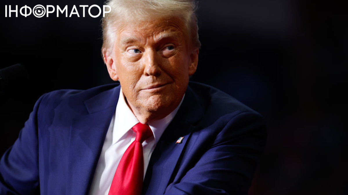 На заході в США за участі Трампа та його дружини пролунали постріли — обох евакуйовано