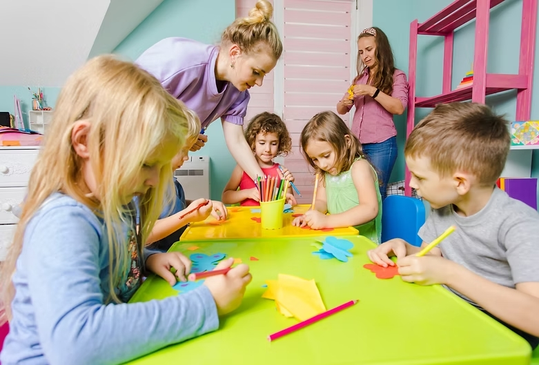 Перші дні в дитсадку: як допомогти дитині пройти цей етап