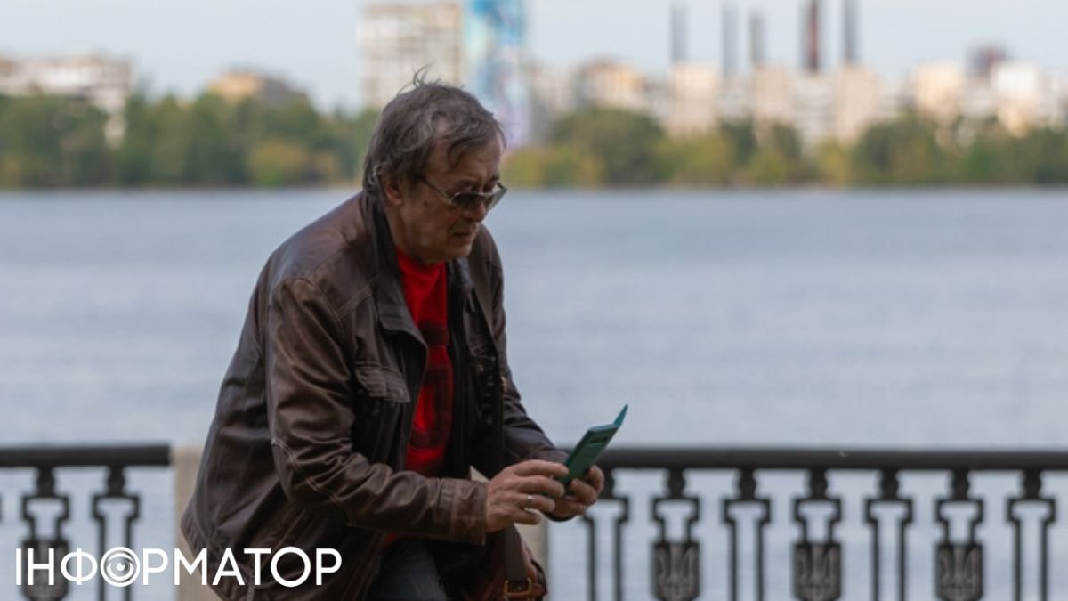 Пенсіонери зможуть економити: Київстар, lifecell і Vodafone запускають пільгові тарифи