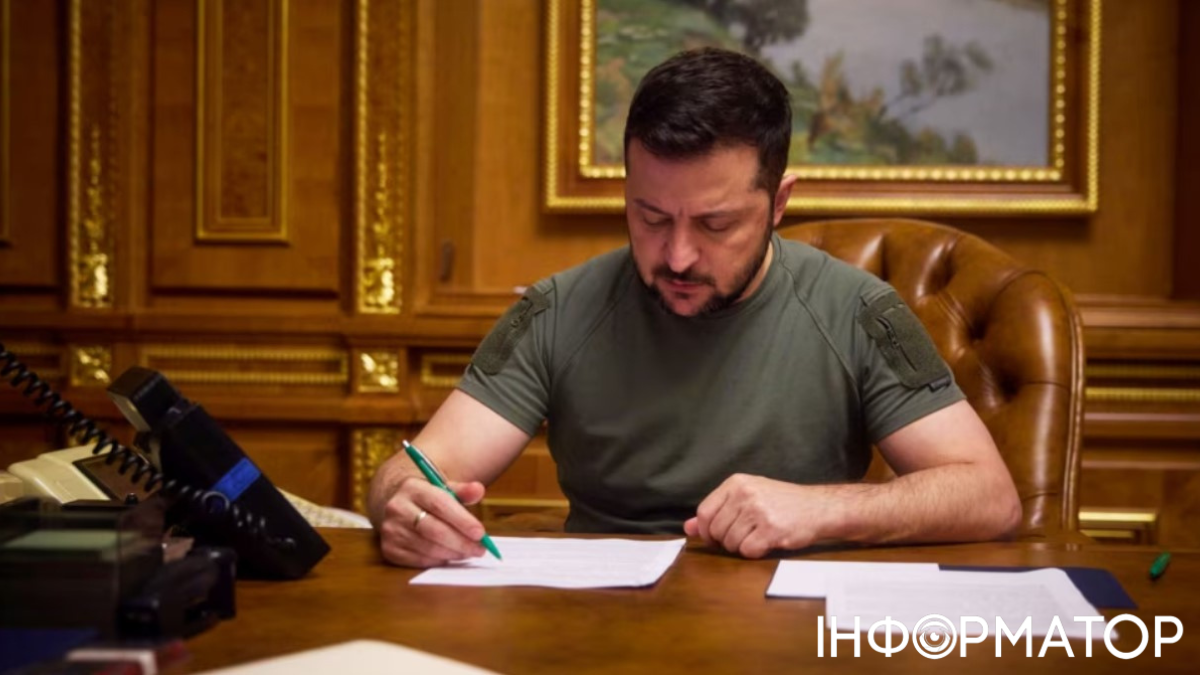 Зеленський провів ротацію в ОВА: з посад звільнені Кім, Ткаченко та Калашник