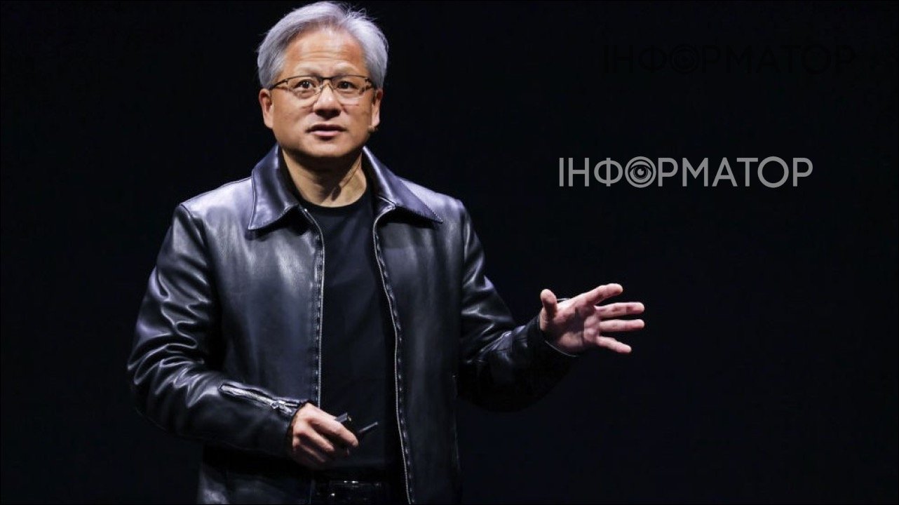 Культову куртку генерального директора NVIDIA Дженсена Хуанга продали на аукціоні за космічну суму