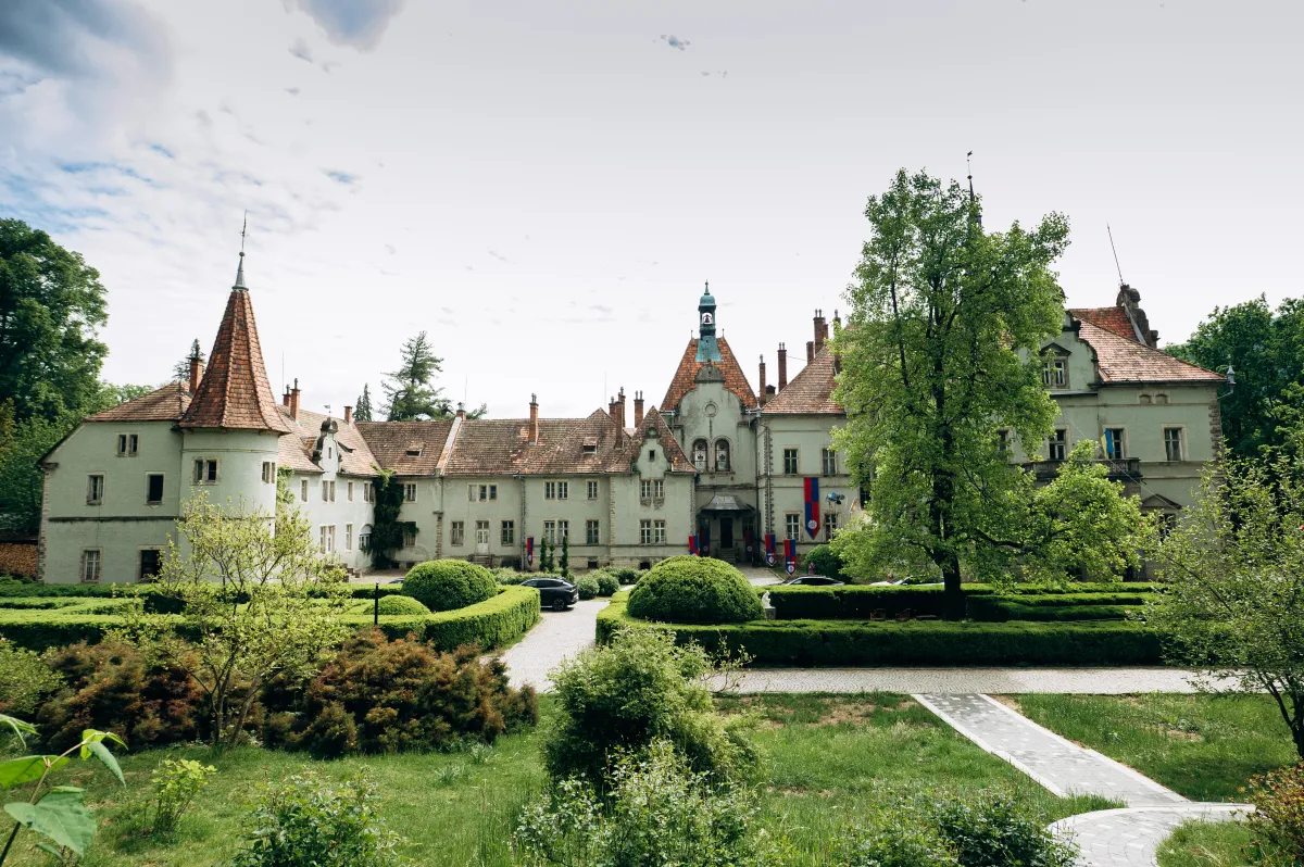 Палац Шенборнів