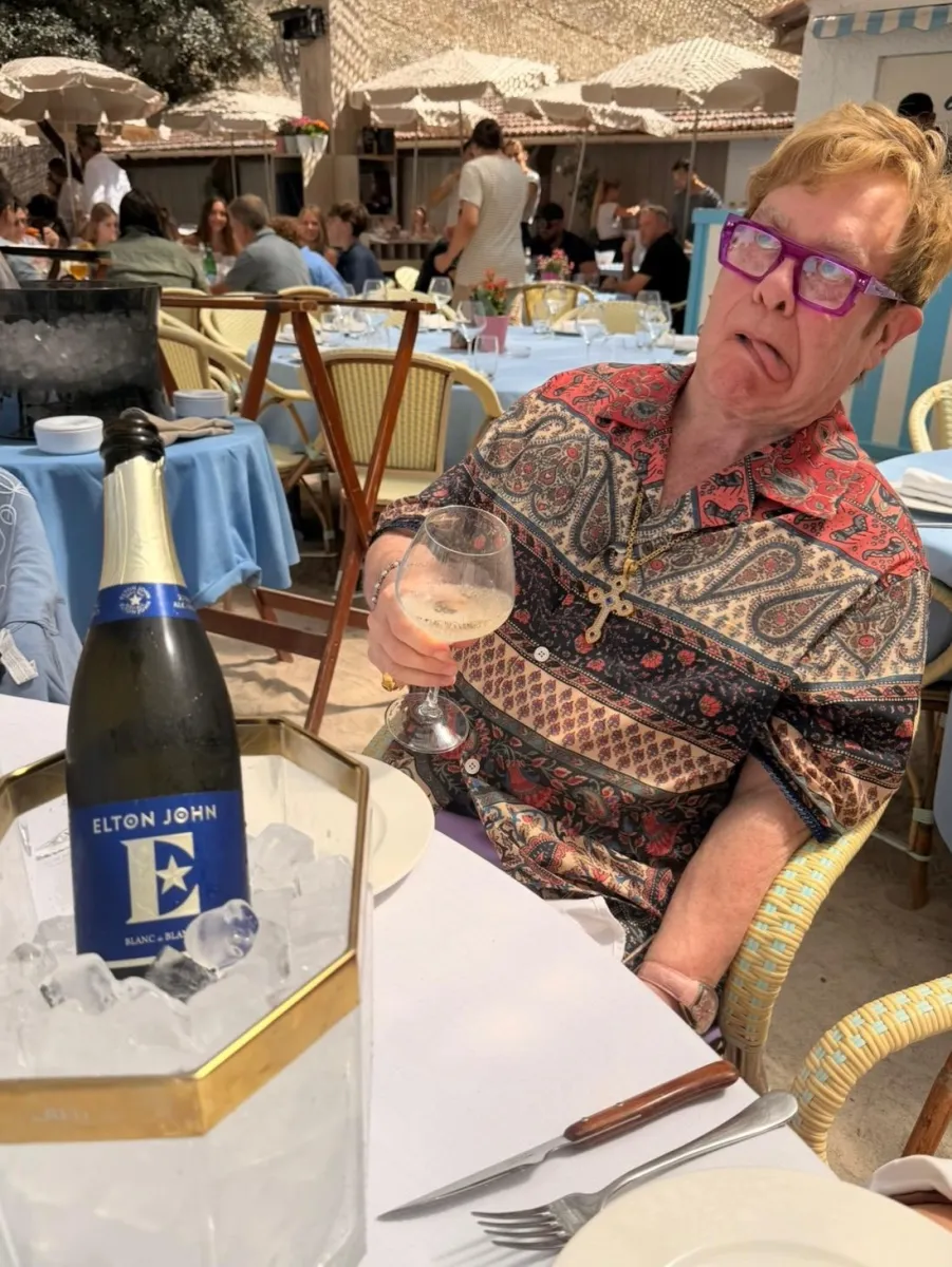Елтон Джон