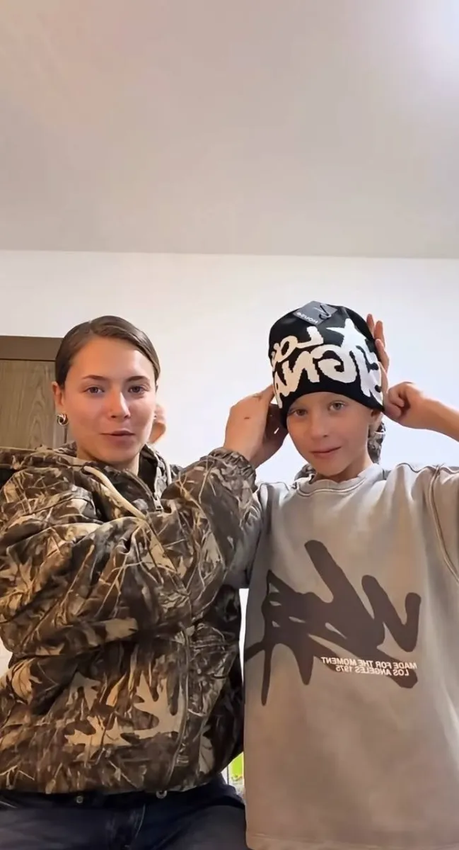 Діти Олени Кравець