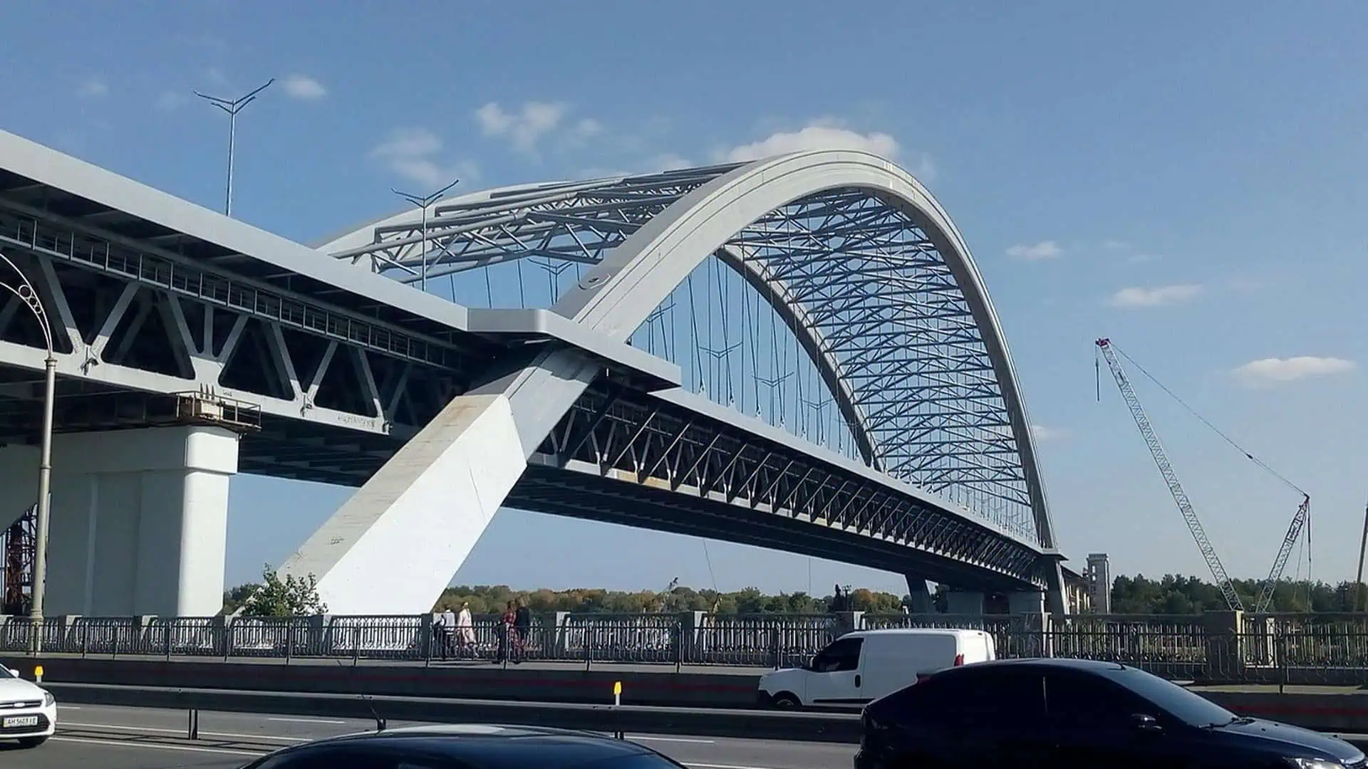 Витрати Києва на дорожню інфраструктуру перевищують витрати на житлово-комунальні послуги вдвічі