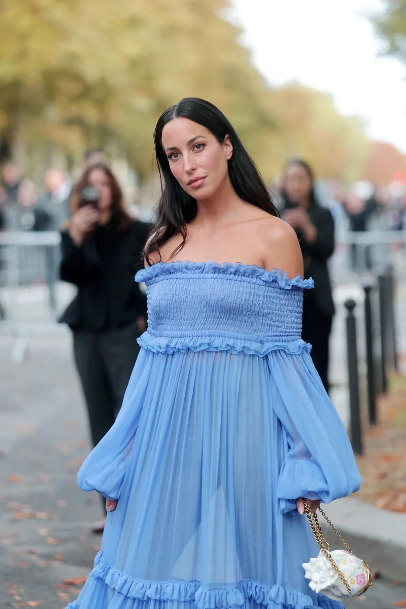 Інес де Рамон у напівпрозорій сукні Chloé